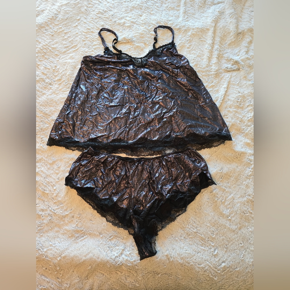 Cacique Metallic Purple and Black Pajama Set Intimates Sleepwear